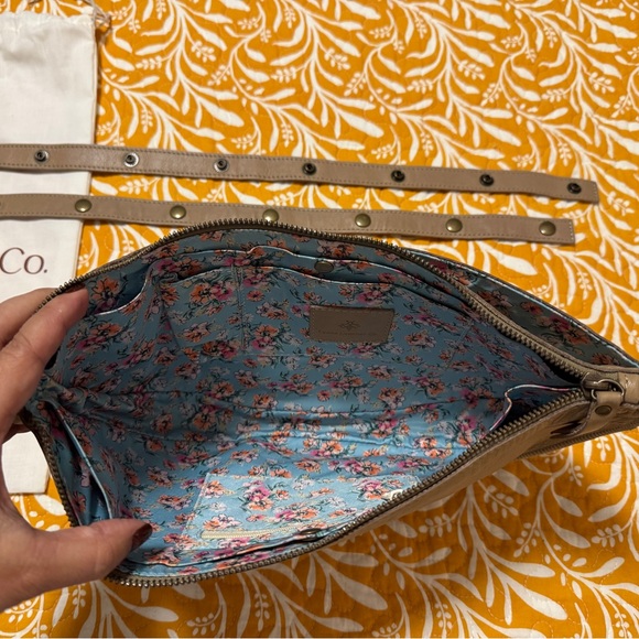 Lyons Leather Co. Seashell Queen Bee - Picture 7 of 15